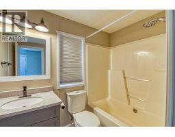 9507 108b Avenue, Clairmont, AB T8X5B5 Photo 15
