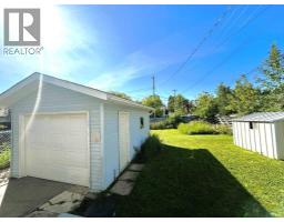 9541 88 Avenue, Grande Prairie, AB T8V3N6 Photo 7
