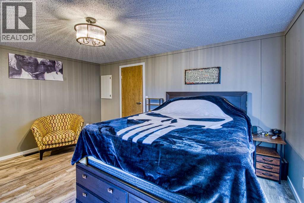 10842 96 Street - 20