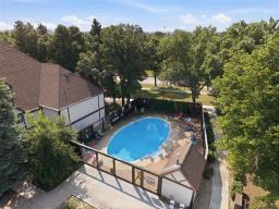 202 109 Swindon Way, Winnipeg, MB R3P0W3 Photo 12