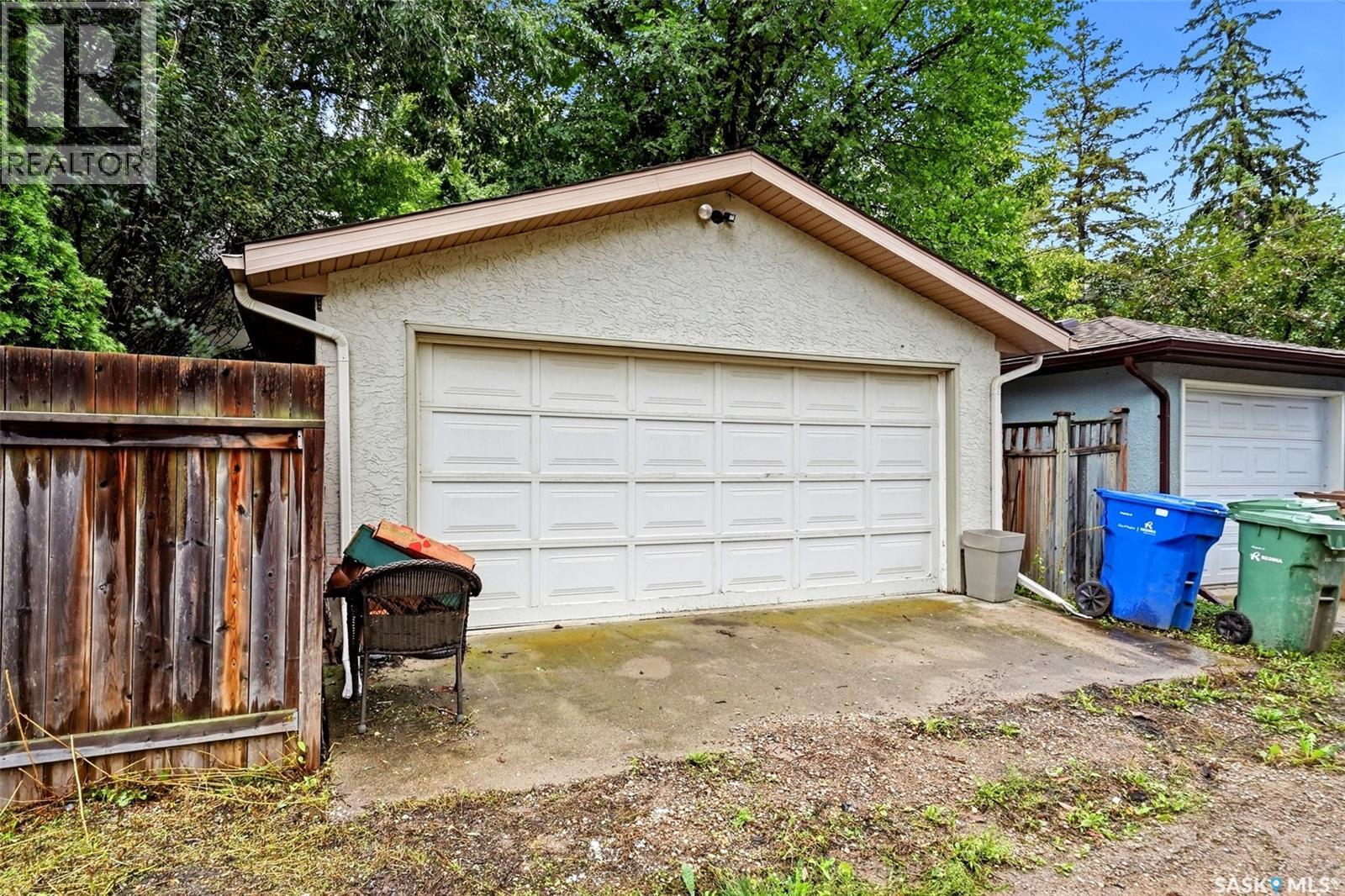 2918 Rae STREET - 28