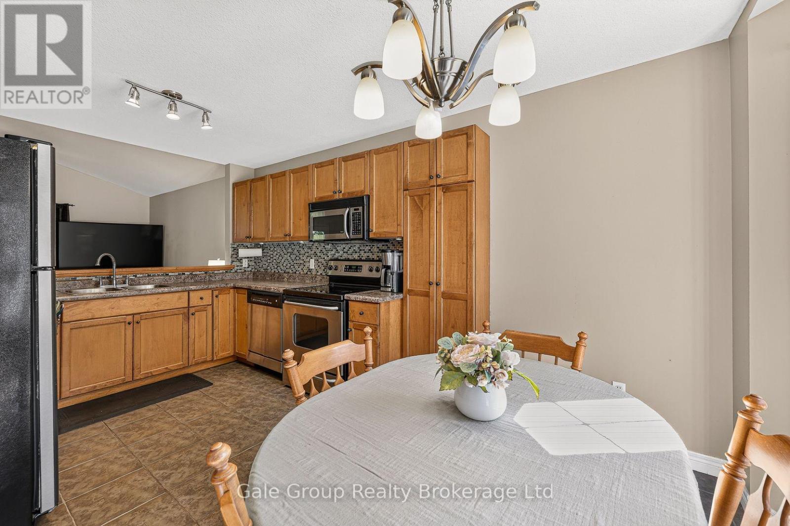 79 POTTERS WAY - Image 12