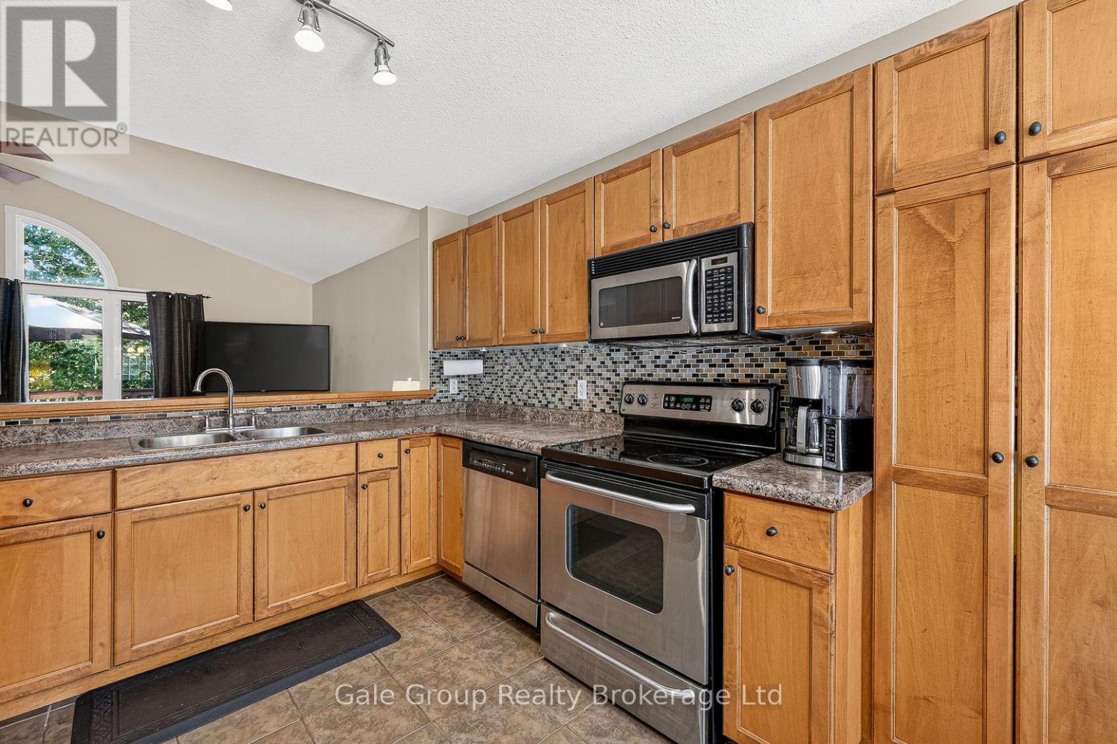 79 POTTERS WAY - Image 14