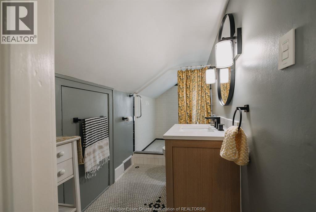 157 MCEWAN - Image 28