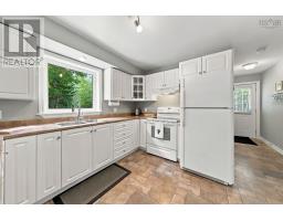 5pc Ensuite bath - 61 Terradore Lane, Hammonds Plains, NS B4B1S7 Photo 11