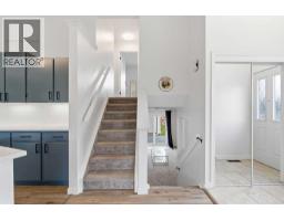 48 West Aarsby Road, Cochrane, AB T4C1L3 Photo 13