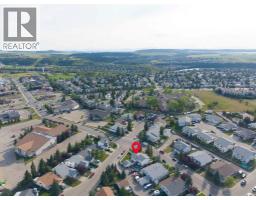 48 West Aarsby Road, Cochrane, AB T4C1L3 Photo 30