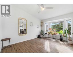 4pc Bathroom - 48 West Aarsby Road, Cochrane, AB T4C1L3 Photo 8