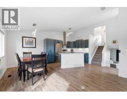 Bedroom - 48 West Aarsby Road, Cochrane, AB T4C1L3 Photo 9