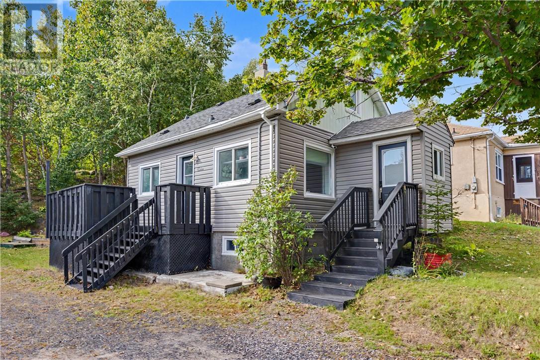 87 Simcoe Street - 2
