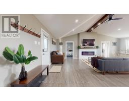 Living room - 1300 Brouseville Road, Edwardsburgh/cardinal, ON K0E1X0 Photo 6