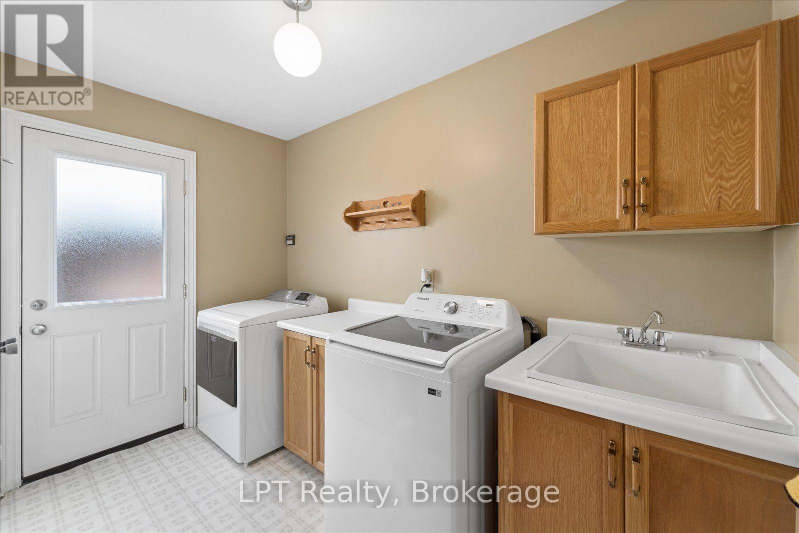 22 Ennisclare Place, Whitby, ON photo 22