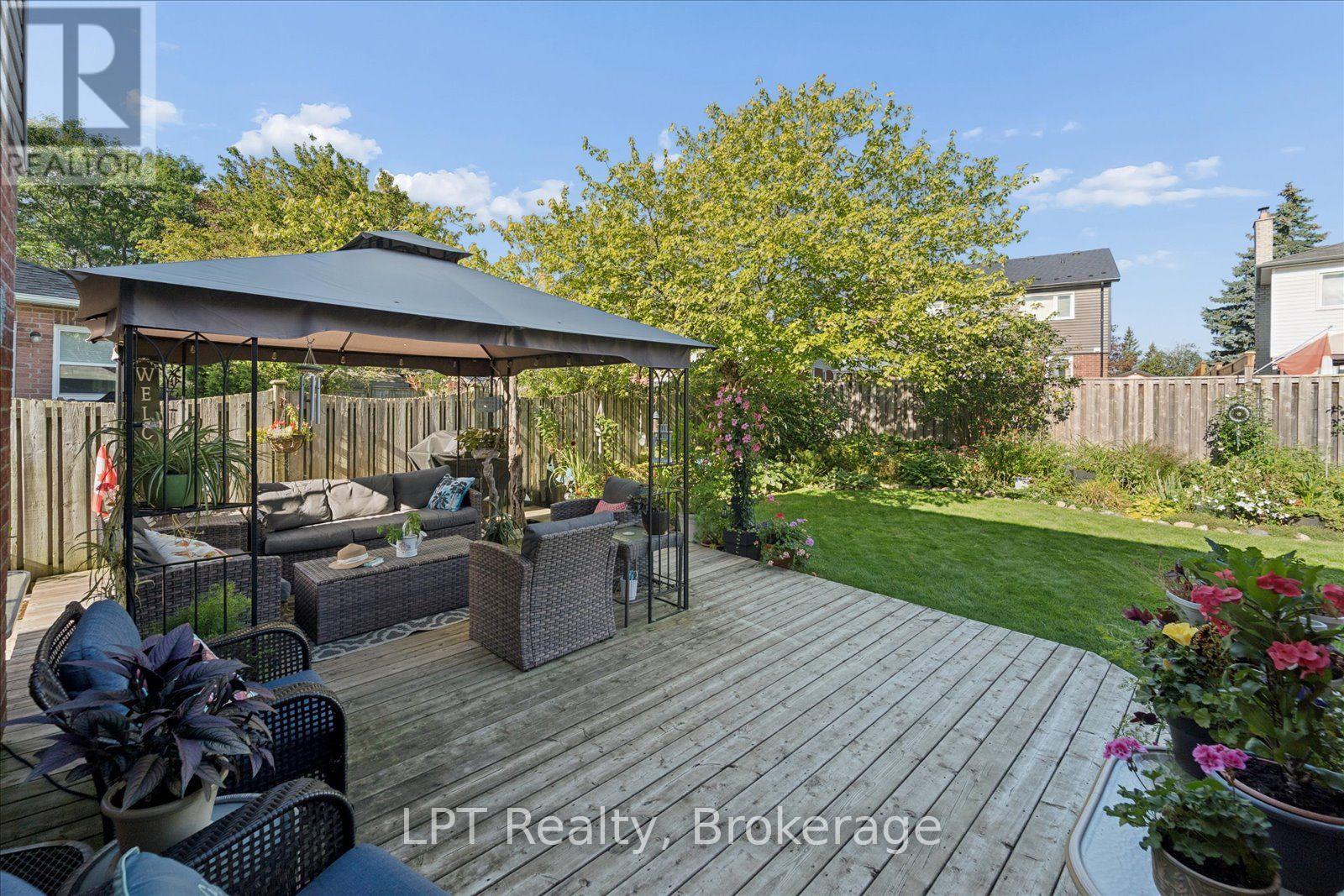 22 Ennisclare Place, Whitby, ON photo 40