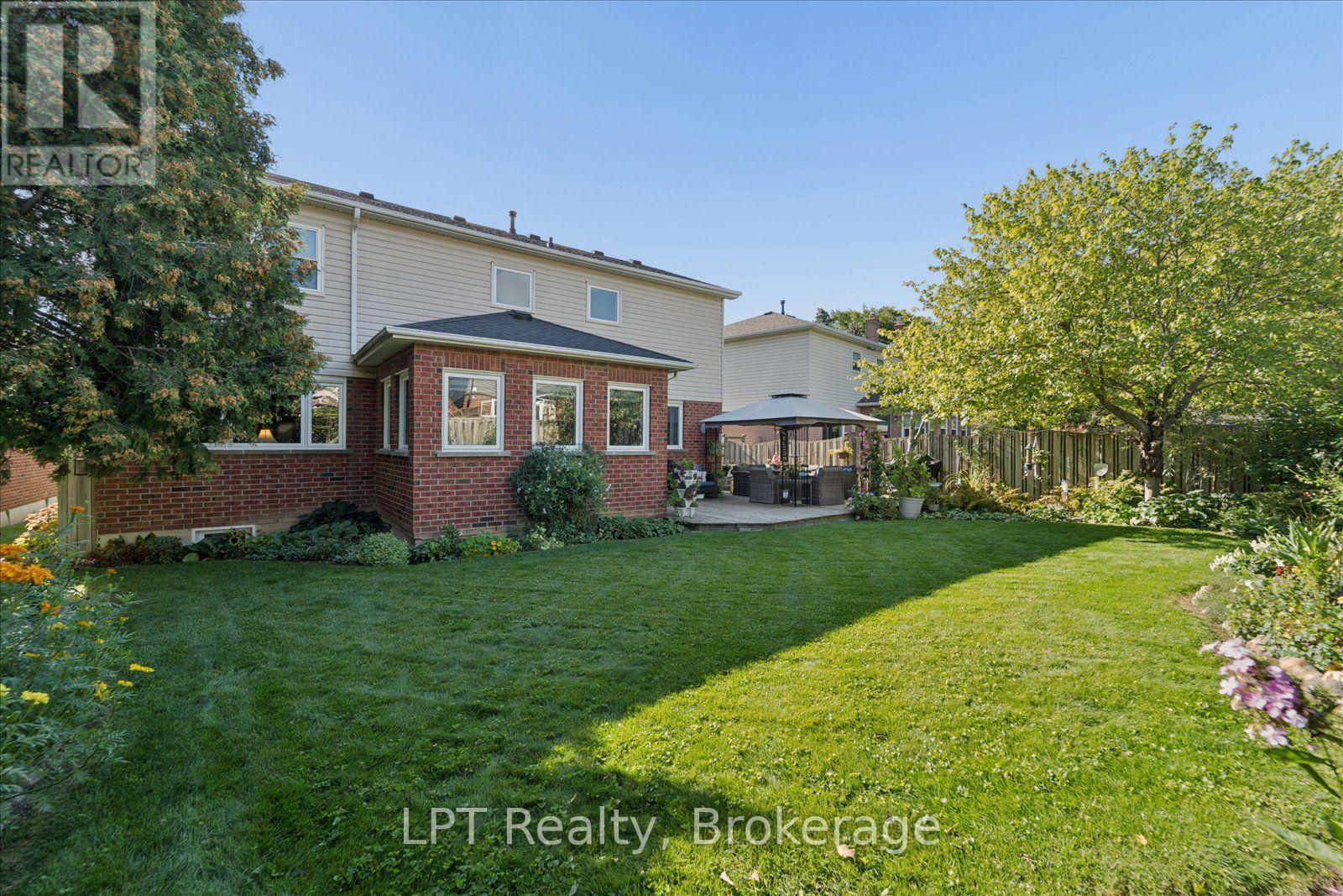 22 Ennisclare Place, Whitby, ON photo 46