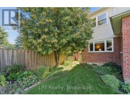 22 Ennisclare Place, Whitby, ON L1R1R9 Photo 45