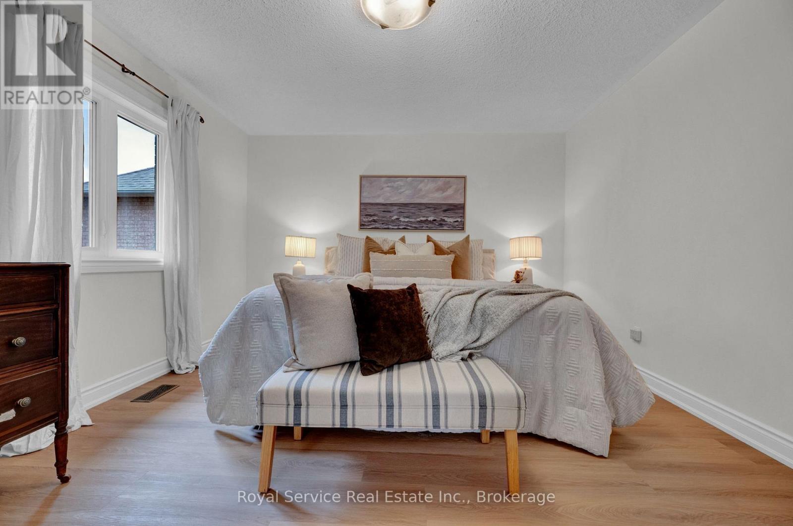 34 Bridlewood Boulevard, Whitby, ON photo 21