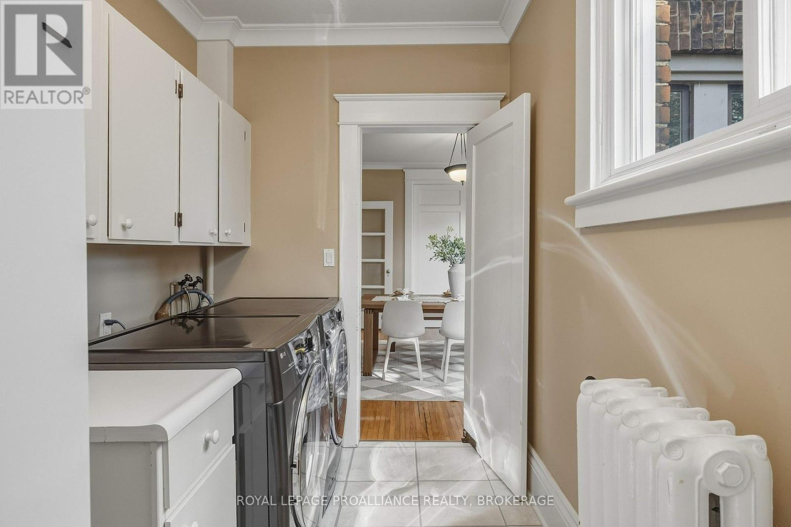 #5 244 BARRIE STREET - Image 30