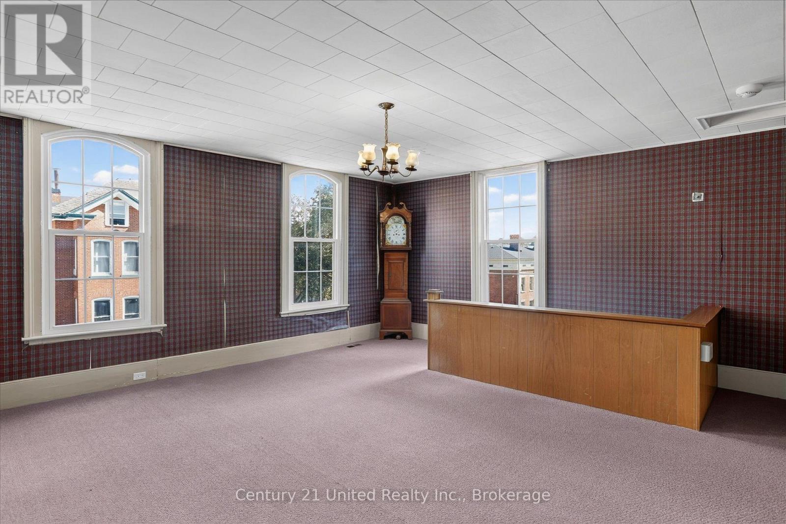 135 Walton Street — photo 16