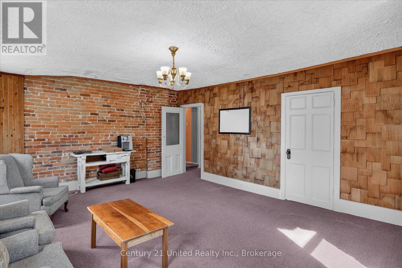 135 Walton Street — photo 21