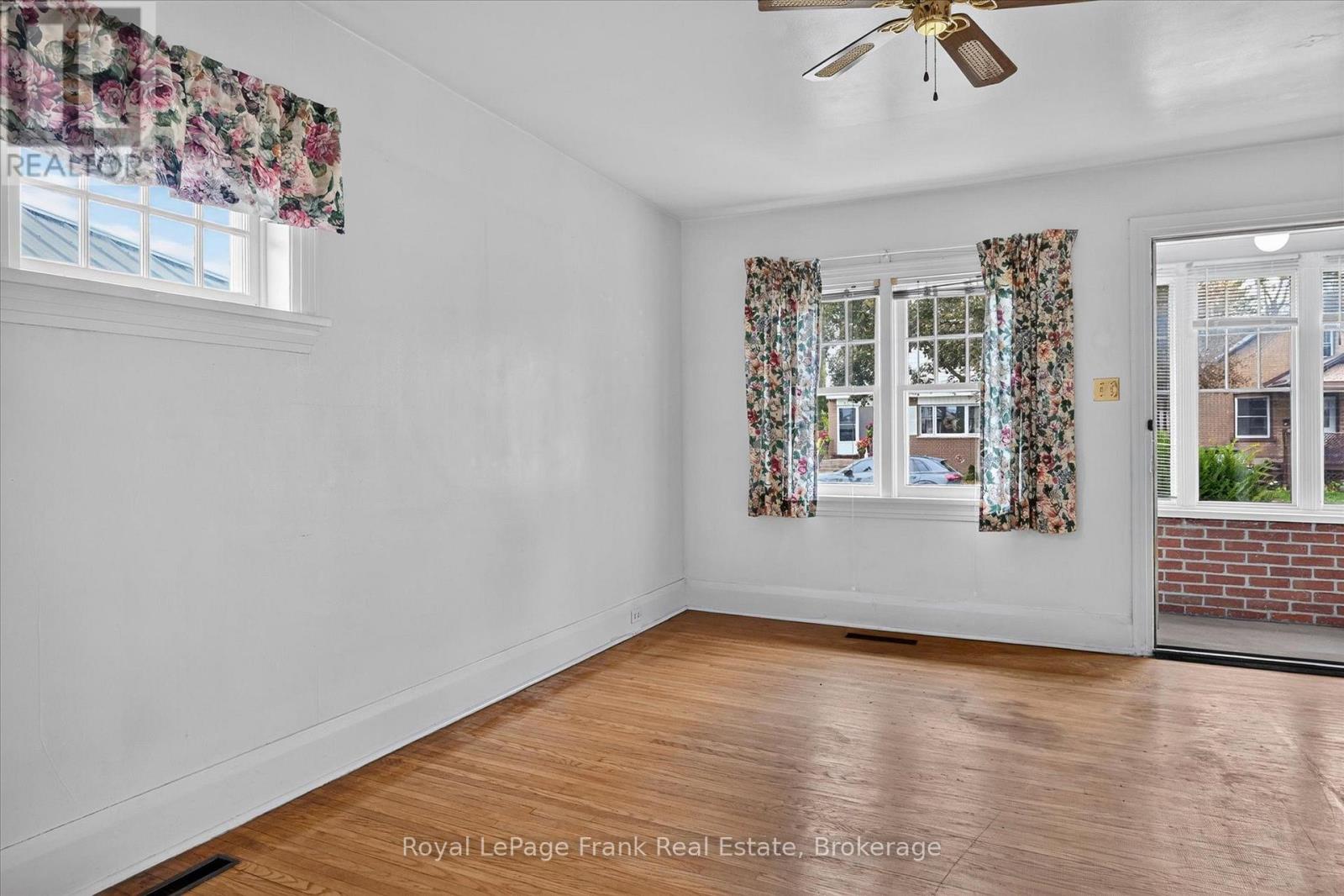 466 EDISON AVENUE - 10
