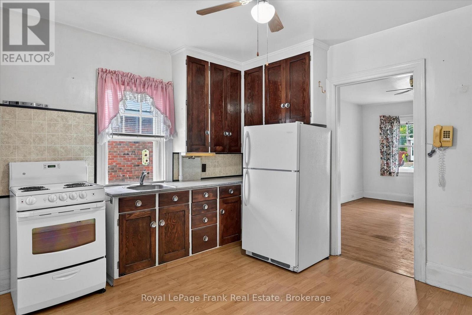 466 EDISON AVENUE - 15