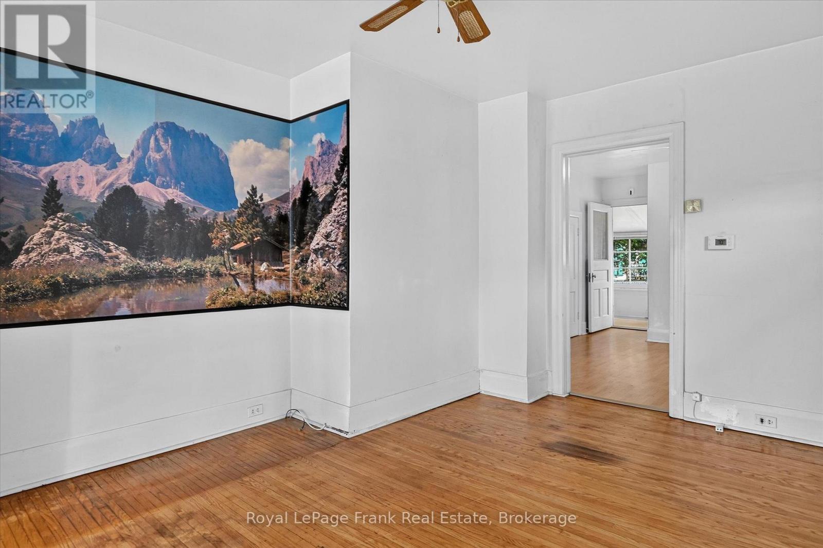 466 EDISON AVENUE - 8