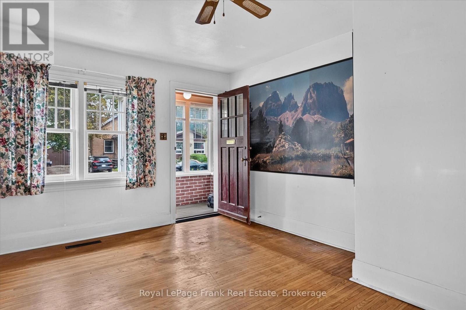 466 EDISON AVENUE - 9