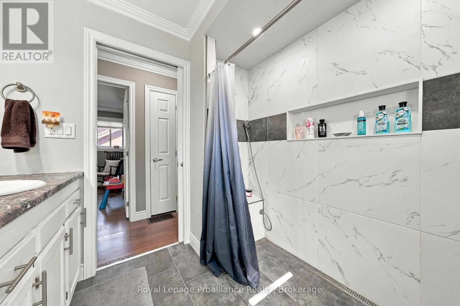 99 WESTWIND CRESCENT - Image 20