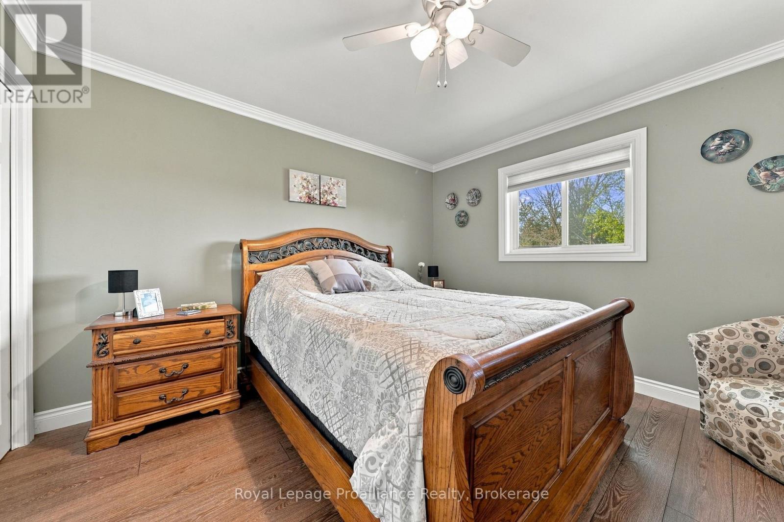 99 WESTWIND CRESCENT - 21