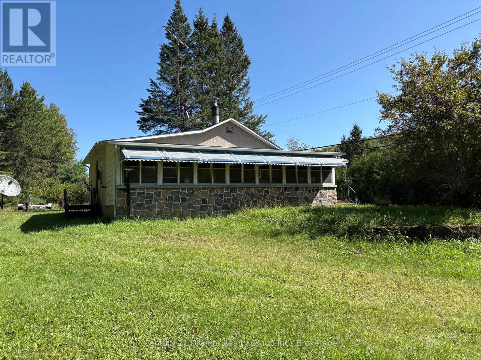 38871 COMBERMERE ROAD, Madawaska Valley — photo 3
