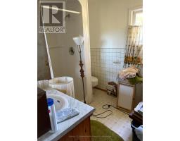 38871 Combermere Road, Madawaska Valley, ON K0J1L0 Photo 10