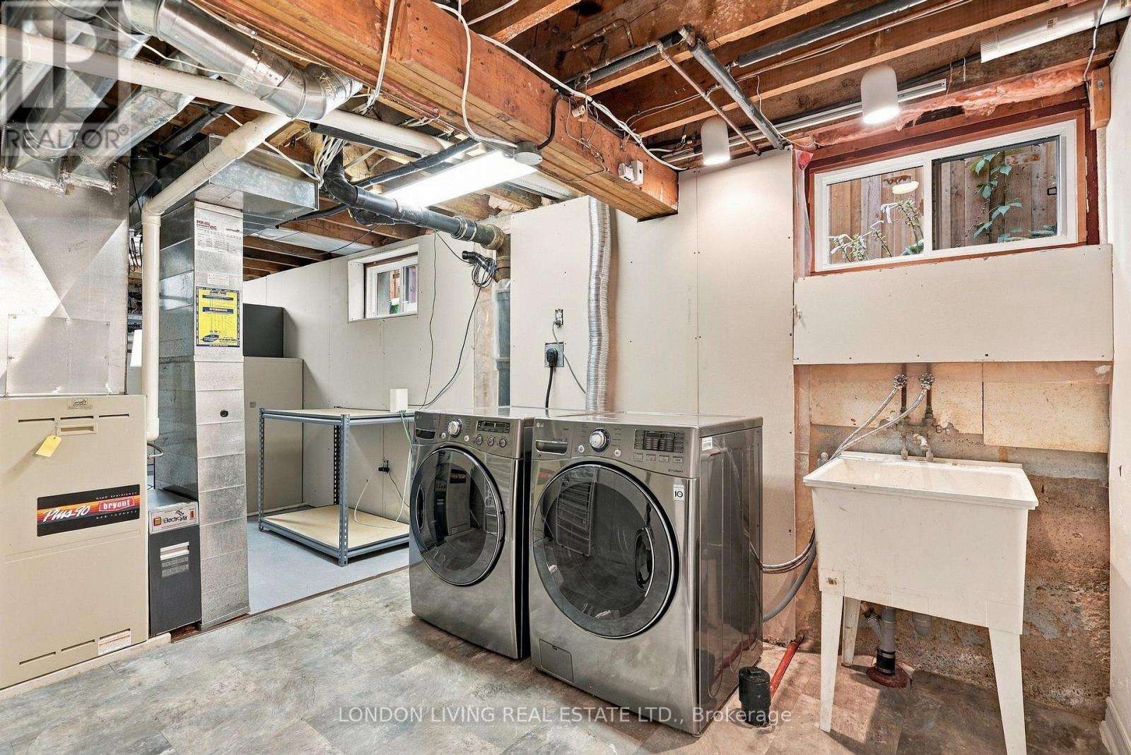 56 DUCHESS AVENUE - 26