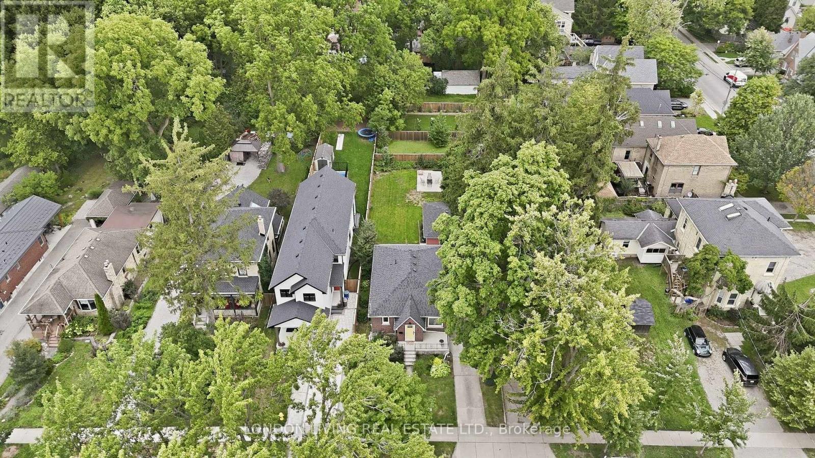 56 DUCHESS AVENUE - Image 40
