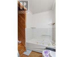 118 Emery Street W, London South, ON N6J1S1 Photo 10