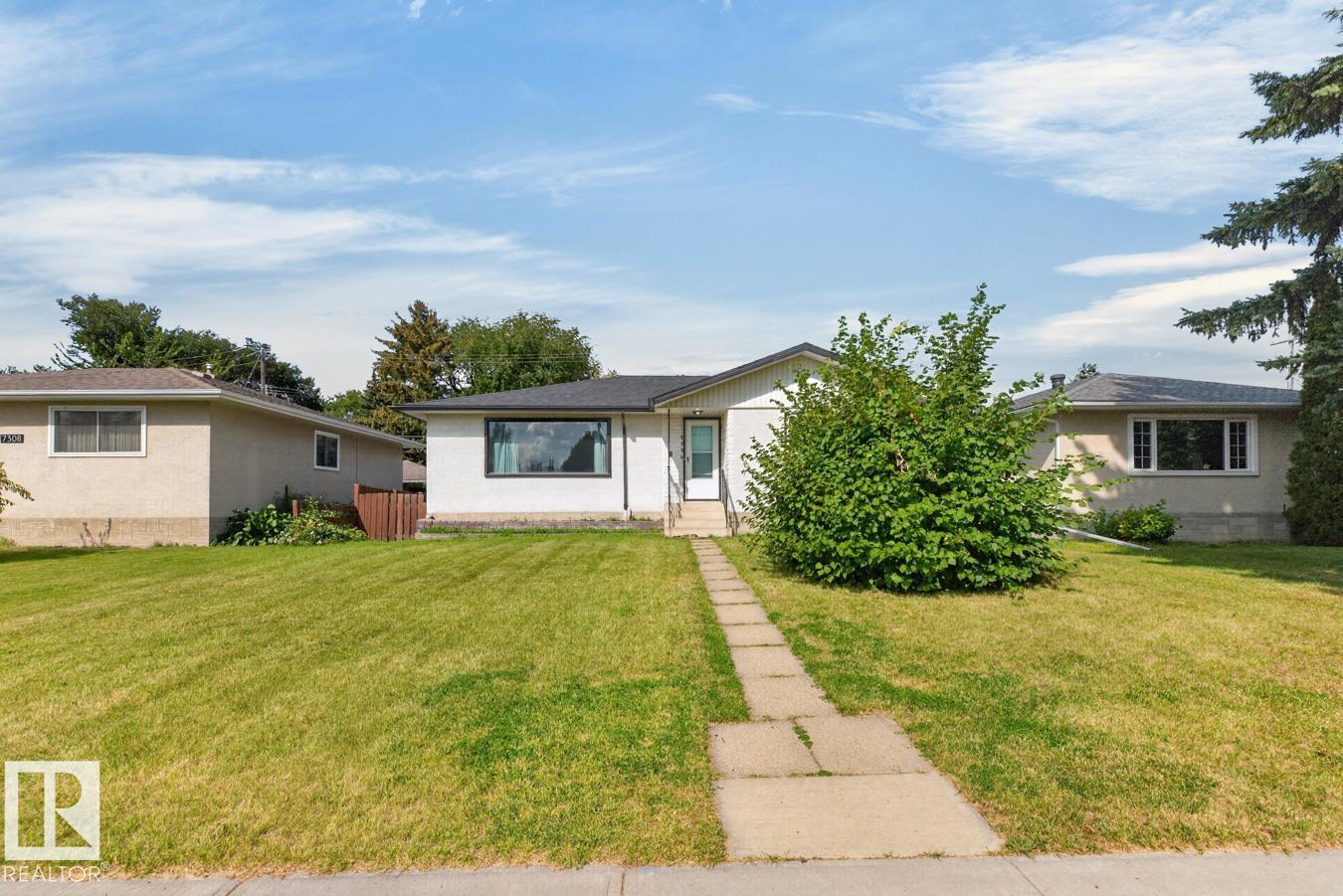 7304 98A AV NW - 3