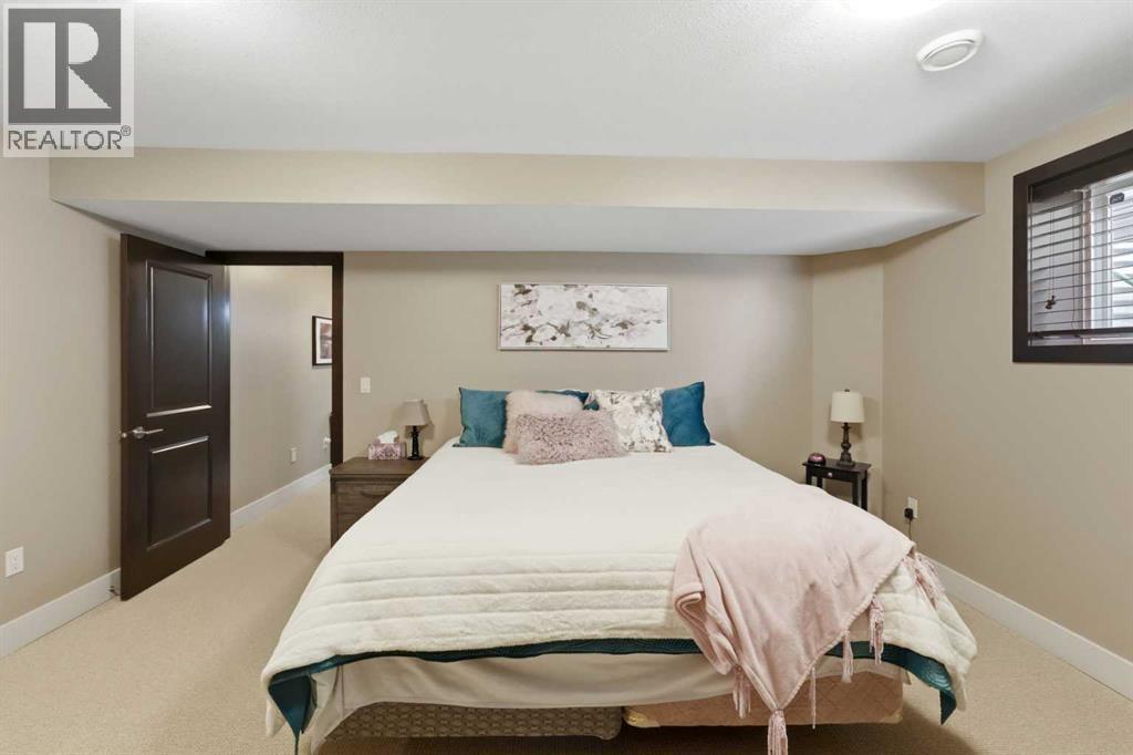 4016 45 Avenue, Sylvan Lake