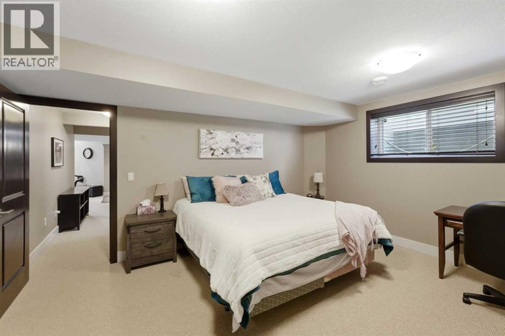 4016 45 Avenue, Sylvan Lake