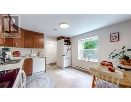 11 Amber Place thumbnail 32