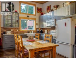 1960 Palumbo Heights Drive, Golden, BC V0A1H4 Photo 45
