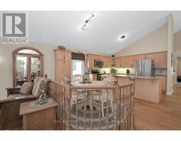 Kitchen - 8 Fieldcrest Avenue, Ottawa, ON K2J4W7 Photo 17