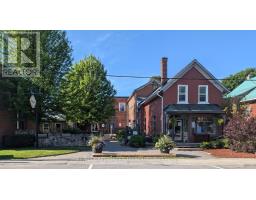 7 Russell Street W, Smiths Falls, ON K7A1N8 Photo 11