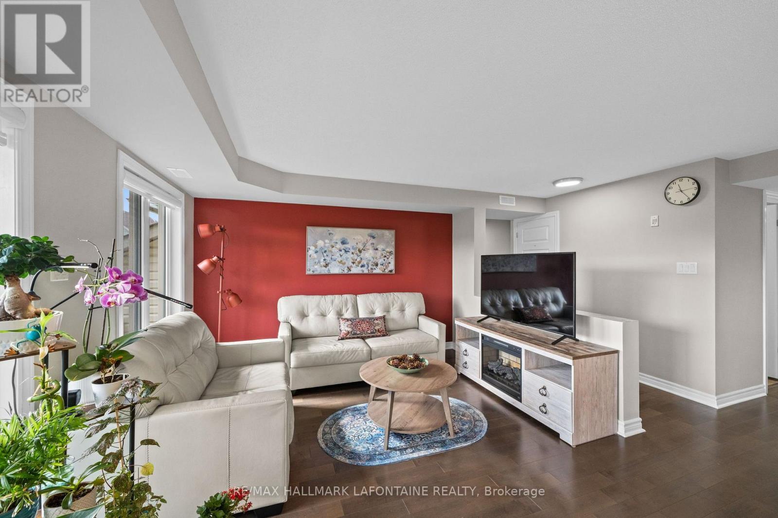 7 – 585 STONEFIELD PRIVATE, Ottawa. Luxury613. By Peter Sagos - Image 11