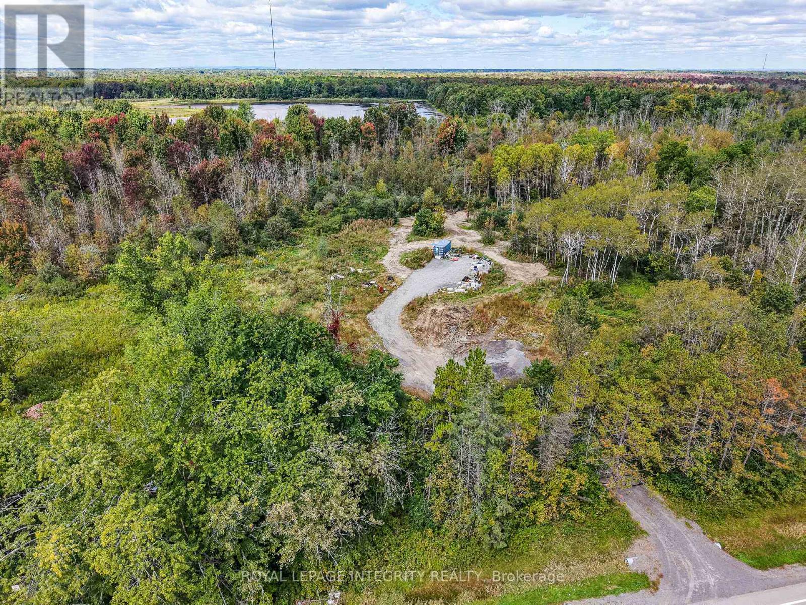 6841 SNAKE ISLAND ROAD photo 9