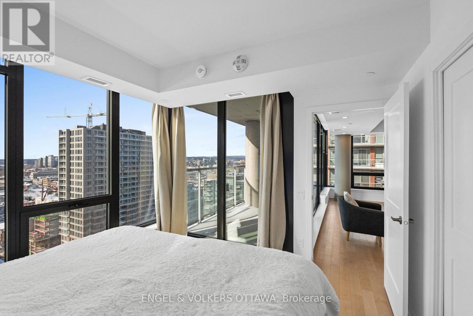 1802 – 180 GEORGE STREET, Ottawa. Luxury613. By Peter Sagos - Image 18