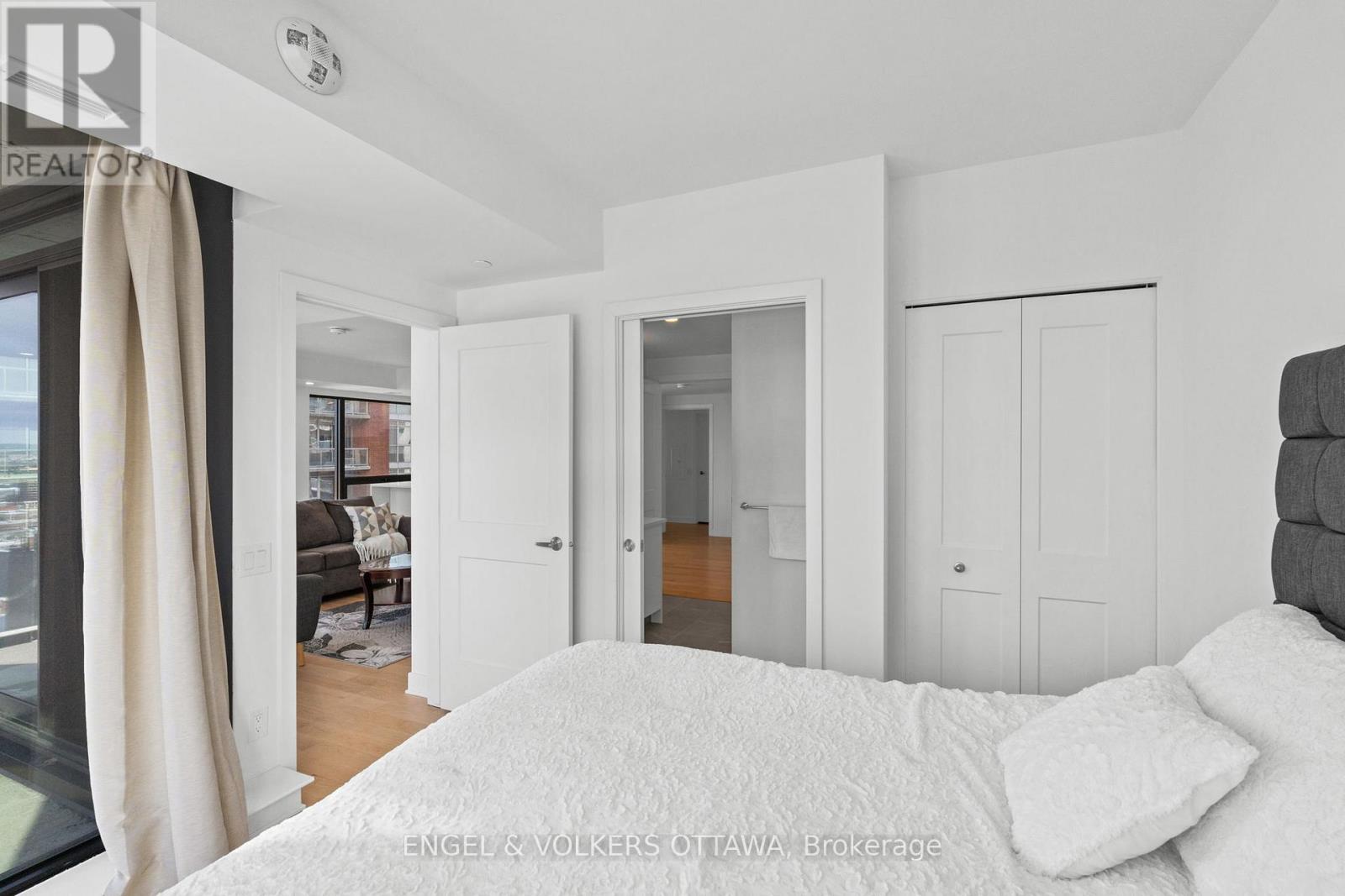 1802 – 180 GEORGE STREET, Ottawa. Luxury613. By Peter Sagos - Image 19