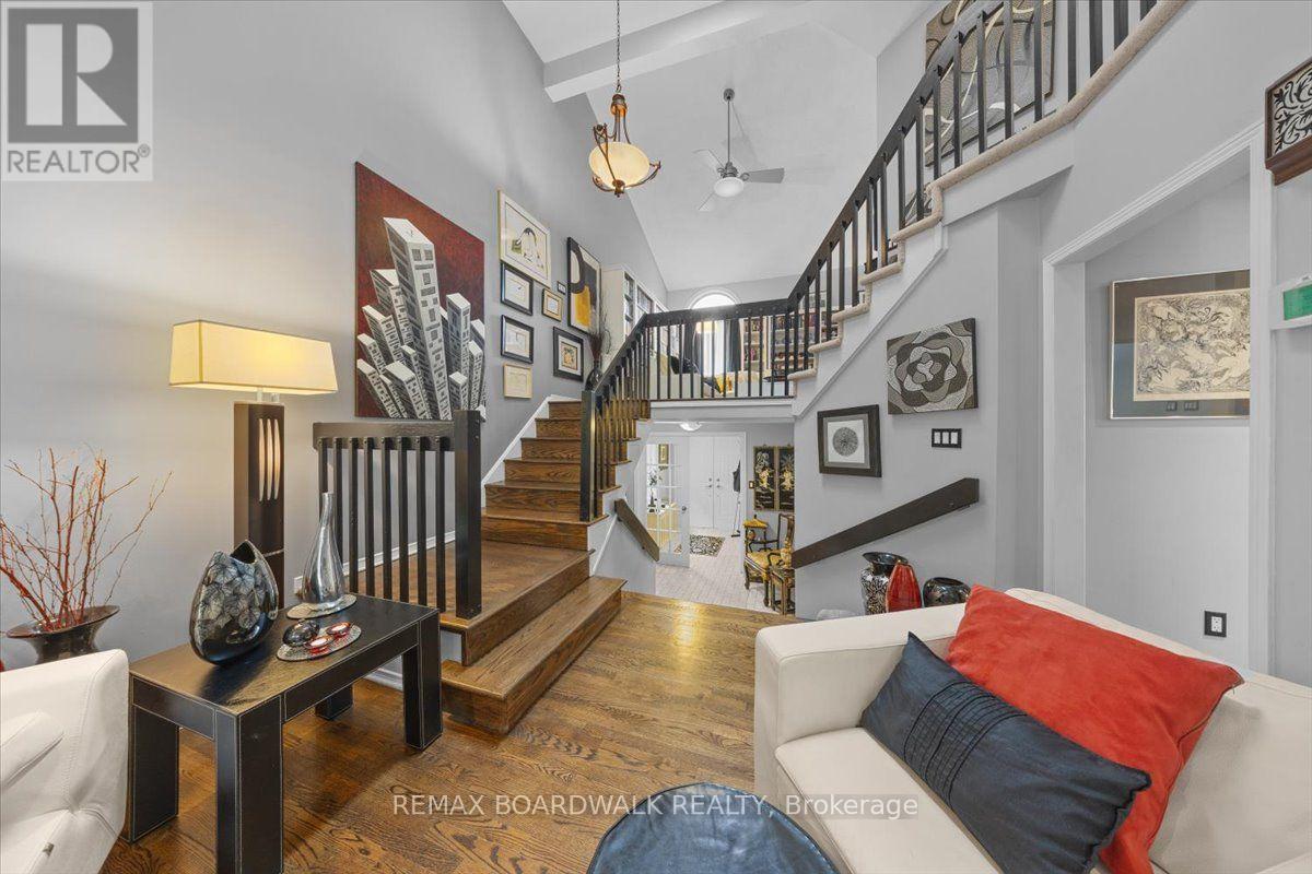 24 HACKETT STREET, Ottawa. Luxury613. By Peter Sagos - Image 6