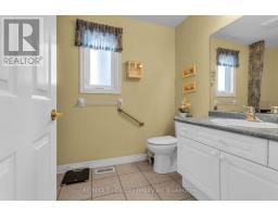 210 Baldwin Street, Tillsonburg, ON N4G5W3 Photo 13