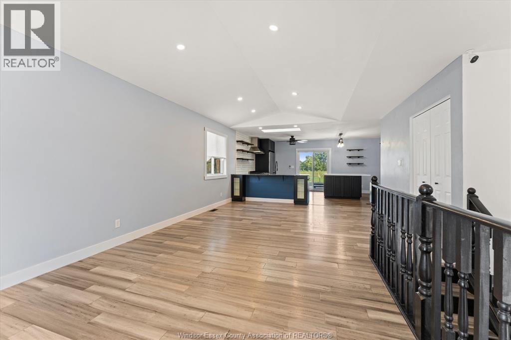 584 PETTYPIECE DRIVE - 10
