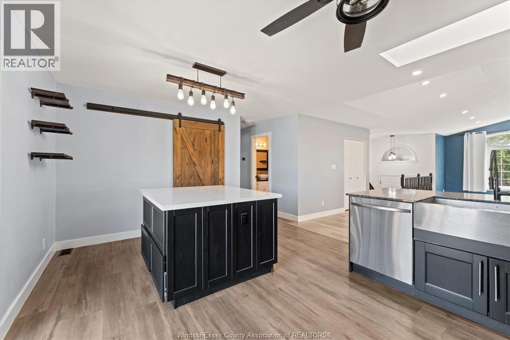 584 PETTYPIECE DRIVE - Image 14