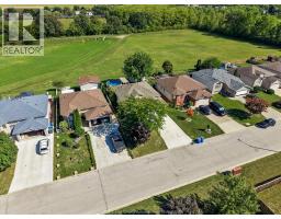 584 Pettypiece Drive, Amherstburg, ON N9V4C9 Photo 48